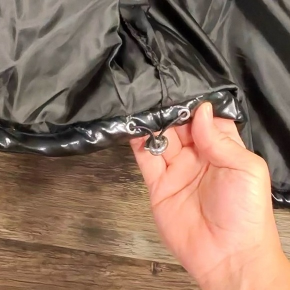 Taxi Stylish Women's Colorblock Vest - Black, Blue, and White - Picture 7 of 10